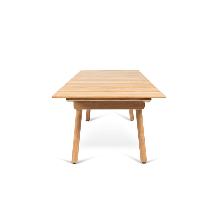 Fjaka Pomalo dining table