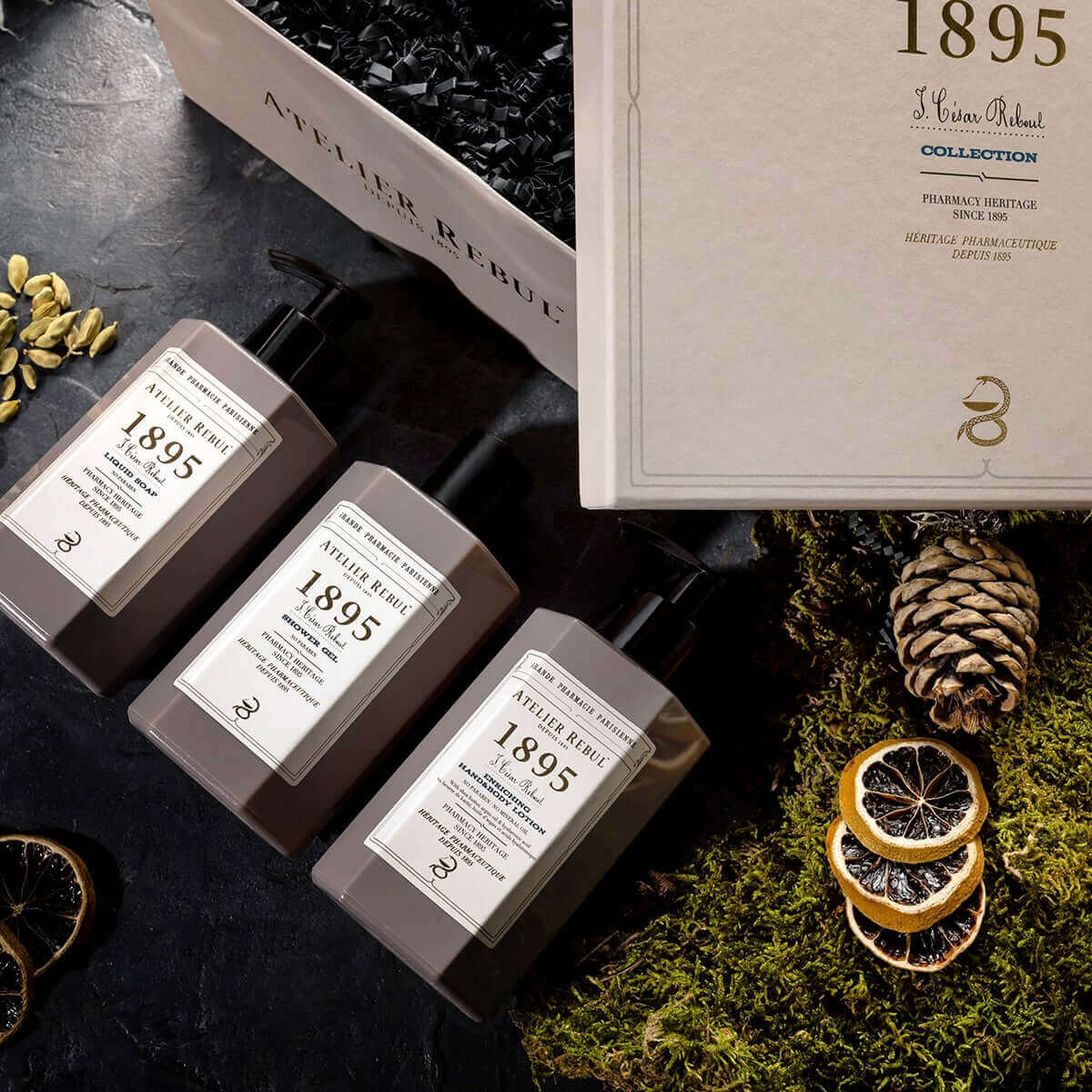
                  
                    Atelier Rebul 1895 handzeep 250ML
                  
                