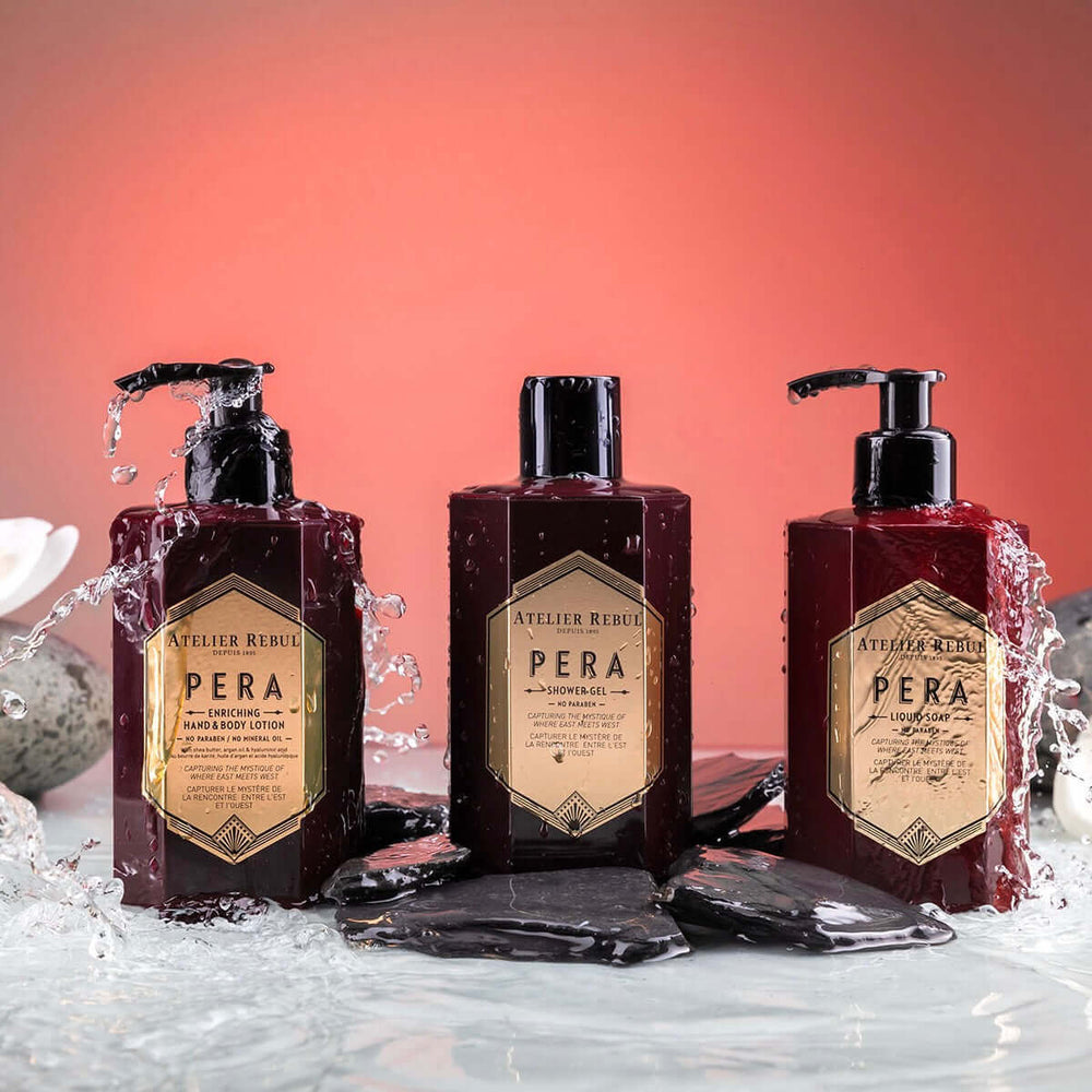 
                  
                    Atelier Rebul Pera Geschenkset handzeep, douchegel, hand-& bodylotion
                  
                