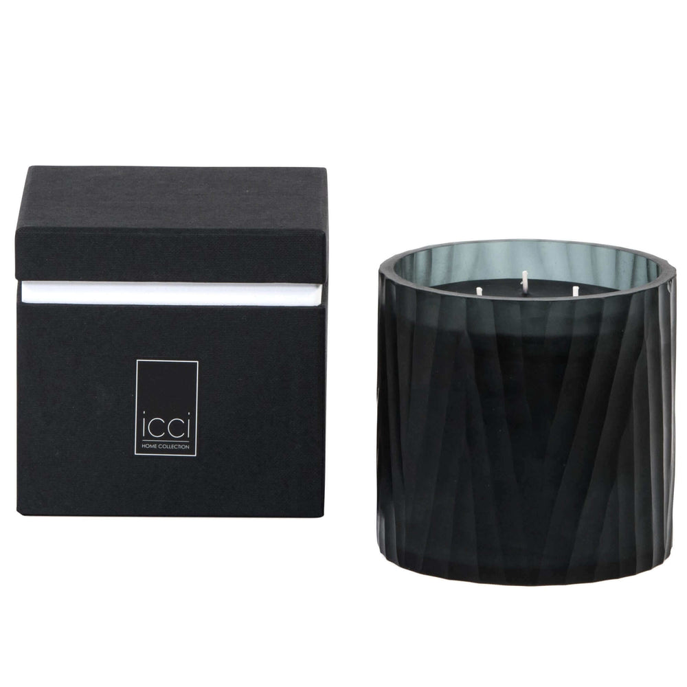 
                  
                    Geurkaars Icci bois sacré black extra large
                  
                